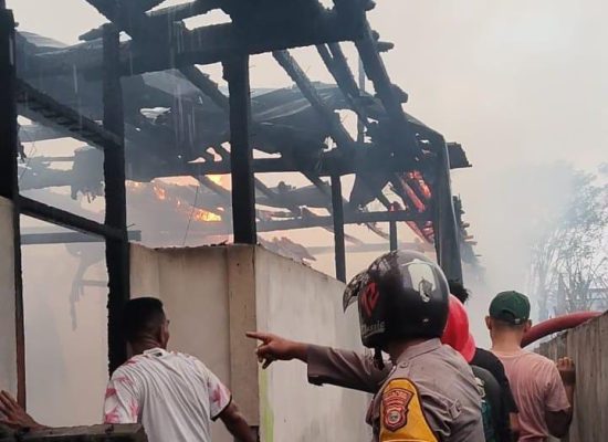 Kebakaran di Weda, Polisi Perkirakan Kerugian Capai 1 Miliar
