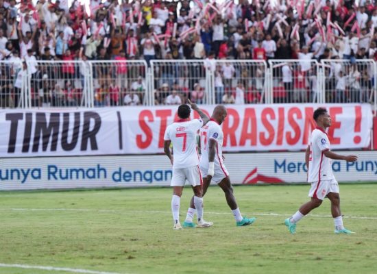 Tampil Apik, Malut United Taklukkan Persib di GKR Ternate