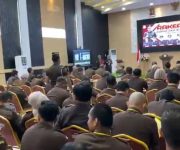 2ffcdeca 9deb 44ad 8000 027f2cfda723