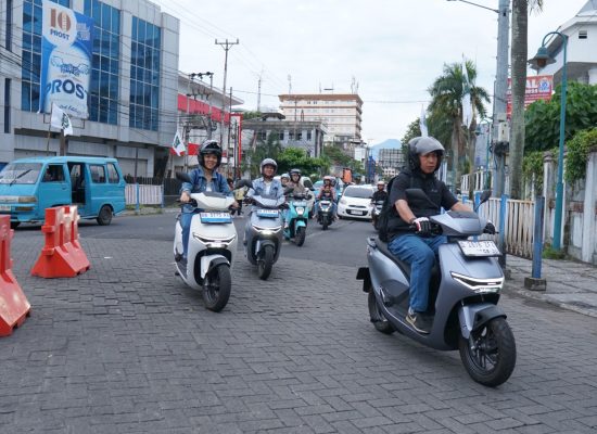 EVening Ride, Honda ICON e:, EM1 e:, dan CUV e: Tunjukkan Kenyamanan Motor Listrik di Perkotaan