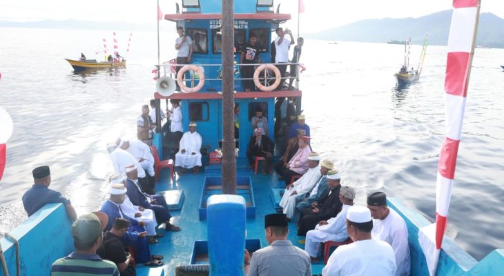 Pemkot Ternate dan Kesultanan Gelar Ritual Kololi Kie dan Doa dalam Rangka Perayaan HAJAT ke-775