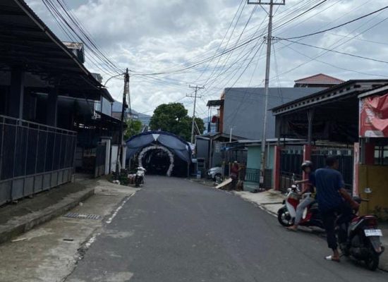 Perda Ketertiban Umum Kota Ternate Tak Berlaku, Warga Pasang Tenda di Jalan Raya