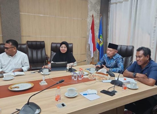 Wagub Sarbin Pimpin Rapat Analisis Potensi Pendapatan di Sektor Perikanan