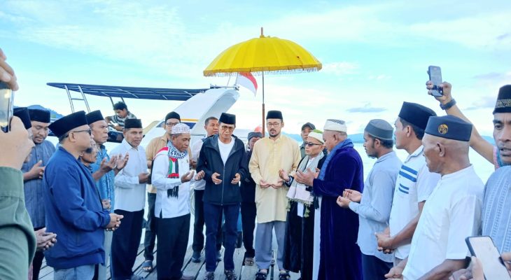 Sultan Bacan Hadiri Prosesi Pemasangan Tiang Alif Masjid Al-Muhajirin Desa Pelita