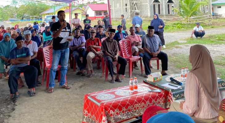Reses Nazla di Desa Ngele-Ngele Morotai, Warga Sampaikan Aspirasi Lengkap dengan Data