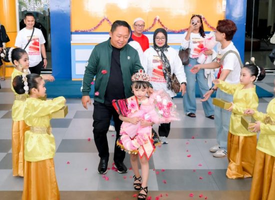 Sekda Ternate Jemput Nur Ainun Ratu Azzahra, Runner Up Miss Toddler Indonesia