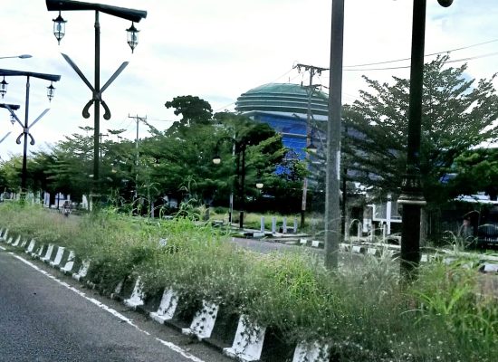 Jelang Ramadan, Jalan Kilometer 40 Sofifi Belum Terawat