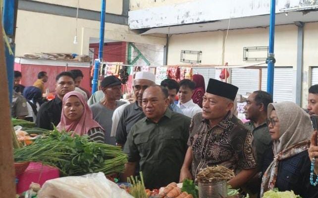Pemprov Maluku Utara Pantau Bahan Pokok di Pasar jelang Ramadan