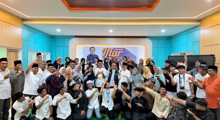Iftar dan Silaturahmi Bersama “Guru Aka”, OSIS Didorong Perkuat Kepemimpinan Siswa