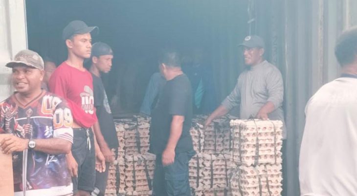Sherly Minta OPD Awasi Distribusi Stok Pangan Jelang Lebaran, Telur 10 Kontainer Masuk Ternate