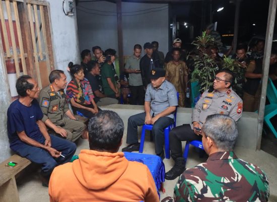 Wakapolda Maluku Utara Datangi Masyarakat di Patani Barat, Situasi Berangsur Kondusif