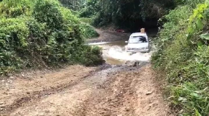 Pemprov Malut dan Pemda Halsel Diminta Segera Bangun Jalan dan Jembatan di Bacan Timur Tengah