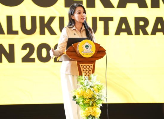 Gubernur Sherly Tjoanda Keluhkan Pemotongan DBH di Hadapan Bahlil