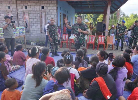 Pangdam Pattimura Turun ke Patani Barat, Imbau Warga Sibenpopo-Banemo Jaga Persatuan