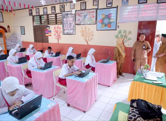 Tes Kemampuan Akademik Tingkat SD di Kota Ternate Berjalan Lancar