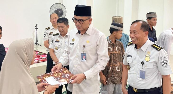 Resmikan Kantor Baru, Kanwil Imigrasi Maluku Utara Santuni Panti Asuhan At-Taqwa