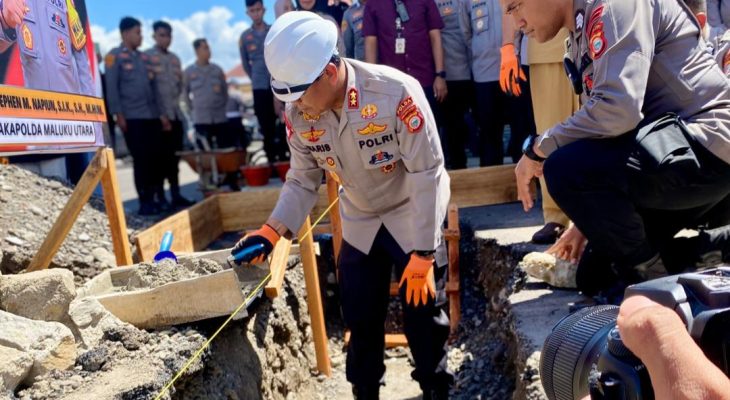 Kapolda Waris Agono Lakukan Peletakan Batu Pertama Pembangunan Gedung SPKT