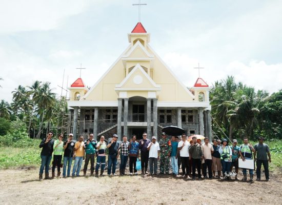 Harita Nickel Peduli, Bantu Bangun Gereja di Obi Selatan