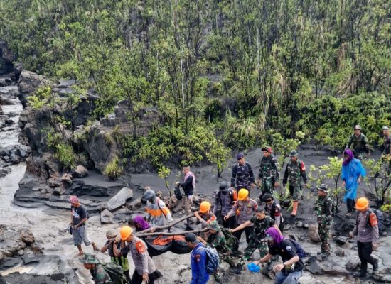 Satu Pendaki Gunung Dukono Ditemukan Meninggal, Dua Masih Dalam Pencarian