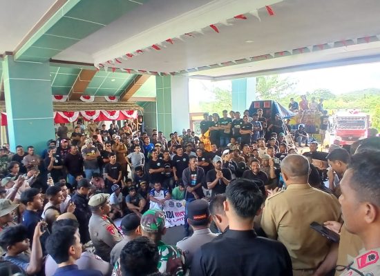 Demo Kelangkaan BBM Solar, Sopir Truk Desak Kadisperindag Malut Dicopot 