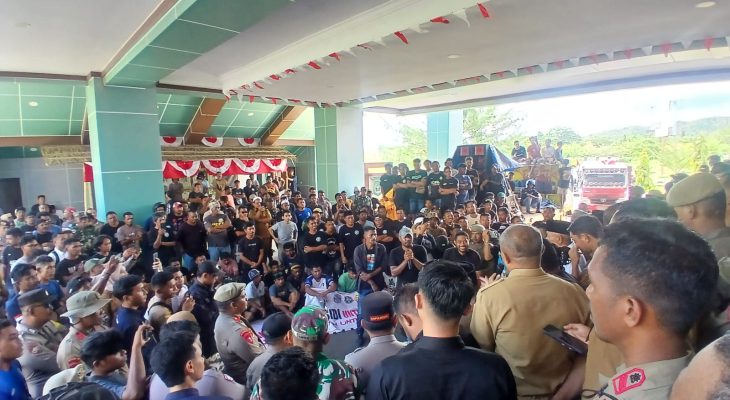 Demo Kelangkaan BBM Solar, Sopir Truk Desak Kadisperindag Malut Dicopot 