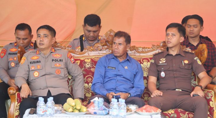 Ikut Panen Raya Jagung, Kapolres Haltim: Polri Siap Dukung Program Pemerintah