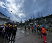 PLN Sampaikan Progres Pemulihan Kelistrikan di Sumatra Pulih bertahap, Lebih Dari 8,3 Juta Pelanggan Telah Menikmati Kembali Pasokan Listrik