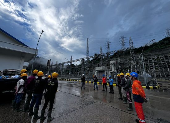 PLN Sampaikan Progres Pemulihan Kelistrikan di Sumatra Pulih bertahap, Lebih Dari 8,3 Juta Pelanggan Telah Menikmati Kembali Pasokan Listrik