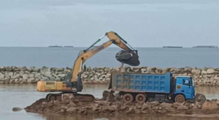 Harita Perkuat Breakwater, Dukung Pengelolaan Pesisir Adaptif Desa Kawasi