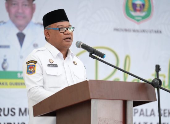 Gubernur Malut Tekankan Transformasi Pendidikan Pada Pelantikan Pengurus MKKS dan MGMP