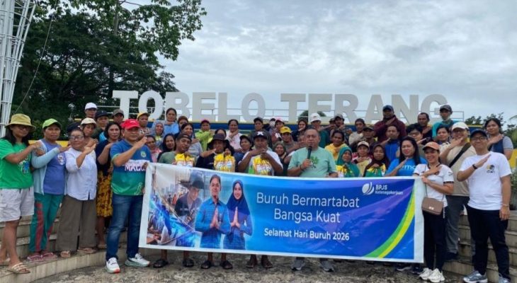 Peringati Hari Buruh, BPJS Ketenagakerjaan Halmahera Utara Gelar Sosialisasi dan Bagi Sembako kepada Petugas Kebersihan