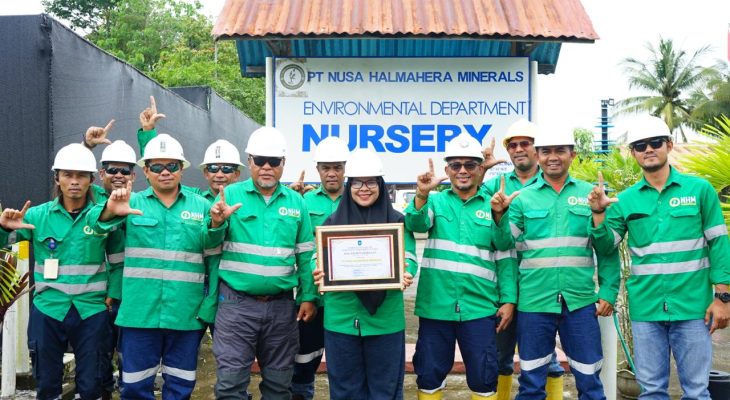 Bupati Halmahera Utara Beri Penghargaan ke NHM karena Aktif dalam Kegiatan Pengelolaan Lingkungan