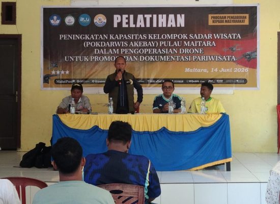 Unkhair Bikin Pelatihan Penggunaan Drone terhadap Pokdarwis Akebay, Maitara