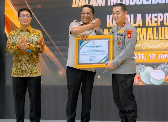 Menkum RI Kasih Penghargaan untuk Polda Maluku Utara