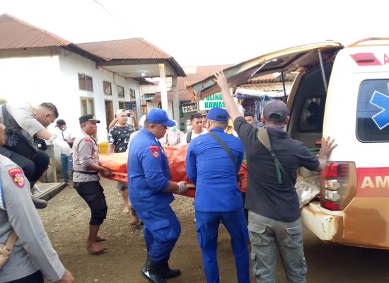 Ditpolairud Polda Malut Evakuasi Penemuan Mayat di Perairan Obi, Halmahera Selatan