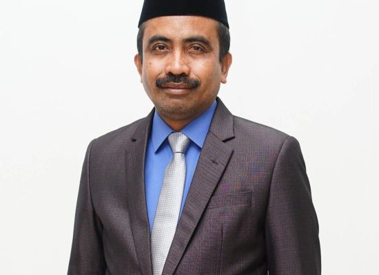 Literasi Digital dan Konvensional: Dua Sayap Membangun Generasi Cerdas