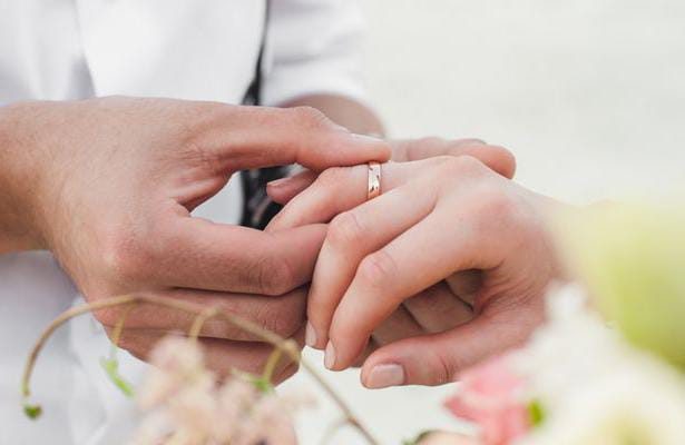 Tiga Daerah Ini Jadi Target Awal Program Nikah Massal Pemprov Malut