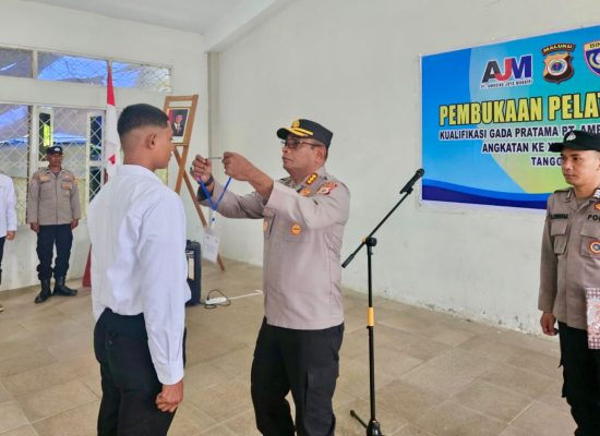 Perkuat Daya Saing Pemuda Teluk Elpaputih, PLN UIP MPA Gelar Pelatihan Security Bersertifikat di Maluku