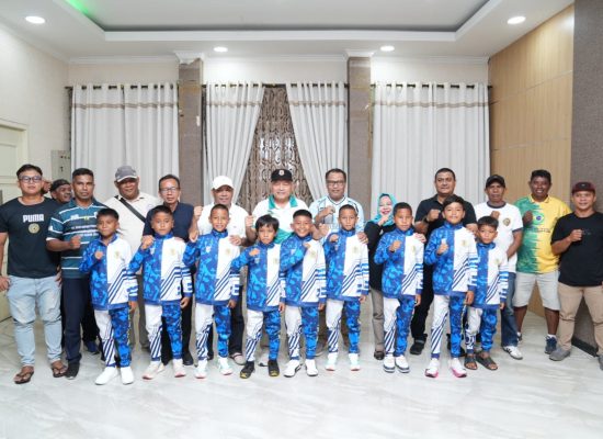 Wagub Lepas Kontingen Grassroots Piala Presiden, Target Harumkan Nama Maluku Utara