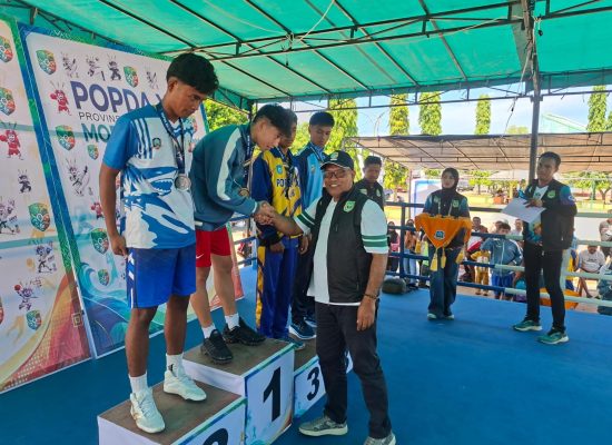 Ternate Dominasi Medali Emas Tinju POPDA XII Malut, Sekprov Apresiasi Semua Atlet
