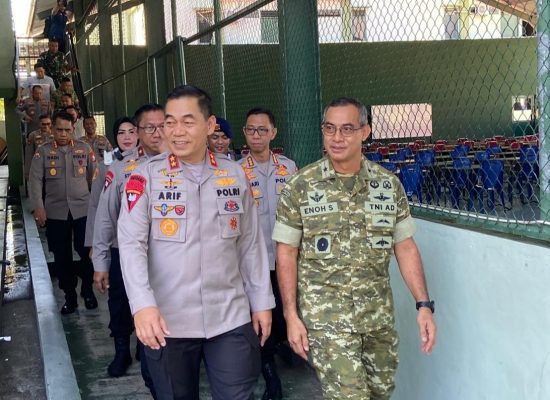 Perkuat Solidaritas, Kapolda Malut Silahturahmi ke Danrem 152 Baabullah