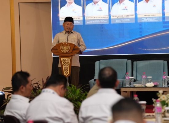 Buka Muprov KADIN Malut, Wagub Sarbin Minta Investasi Berdampak bagi Rakyat
