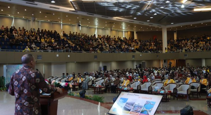 Wali Kota Ternate Tampil sebagai Pembicara pada Seminar Wisuda Universitas Terbuka di UTCC