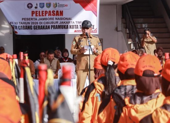 Wali Kota Ternate Lepas Kontingen Pramuka Penggalang ke Jambore Nasional XII