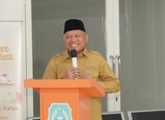 118 Pasien Jalani Operasi Kornea dan Katarak di RSUD Chasan Boesoirie