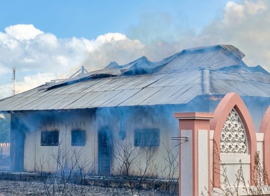 Kebakaran di Kawasan Masjid Iqra Maba, Satu Bangunan Hangus