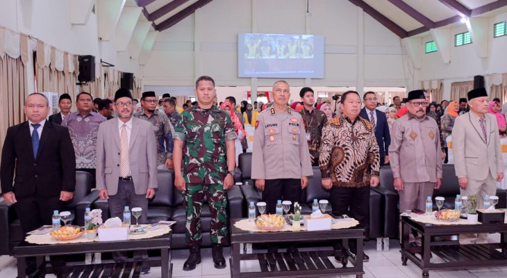Sekda Ternate Hadiri Dies Natalis ke-62 Universitas Khairun, Perkuat Sinergi untuk Pembangunan Daerah