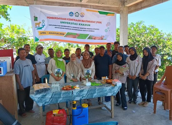 Dosen Pertanian Unkhair Latih Peternak Jambula Terapkan Biosekuriti