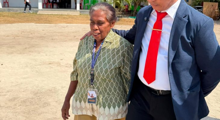 Ibu Agustina Rumthe, Guru Sepuh yang Mengabdi di Ujung Pasifik