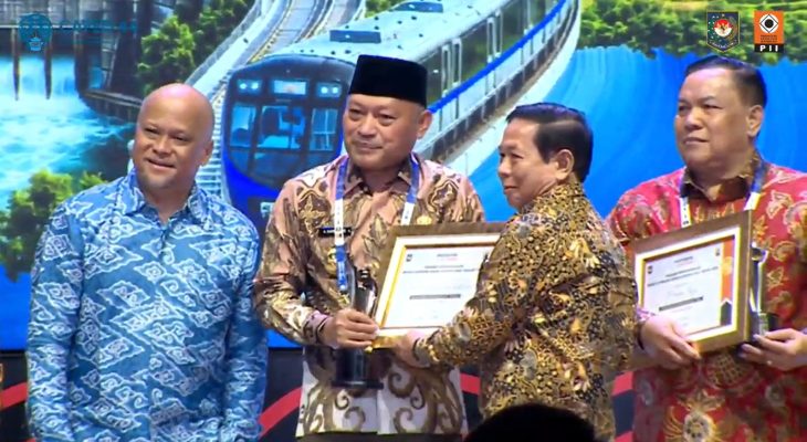 Ukir Sejarah, Pemprov Malut Raih Medali Emas dan Platinum Award IKD 2026